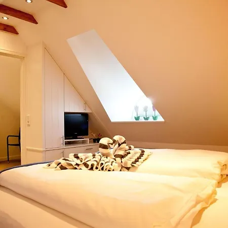 Holiday home Lh Westermueuer, Hausteil 1 Braderup (Sylt)