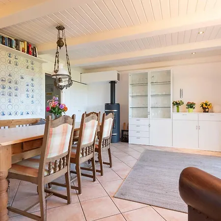 Holiday home Lh Westermueuer, Hausteil 1 *